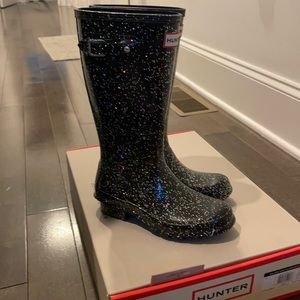 Like New Kids Hunter Giant Glitter Boots Size 2